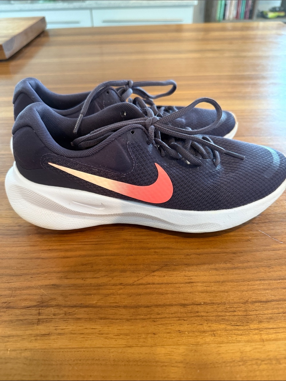 EUC Nike Revolution 7 Running Shoes Women’s Size 8 Lightweight